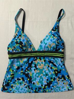 Nike Women's Tankini Top Size 8 Mosaic Geometric Swimsuit Blue Green Plunge NWT